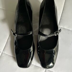 GAP Shiny Black Mary Jane Flats